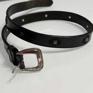 Fossil Black leather(?)‎ belt with silver buckle and a touch of western flair